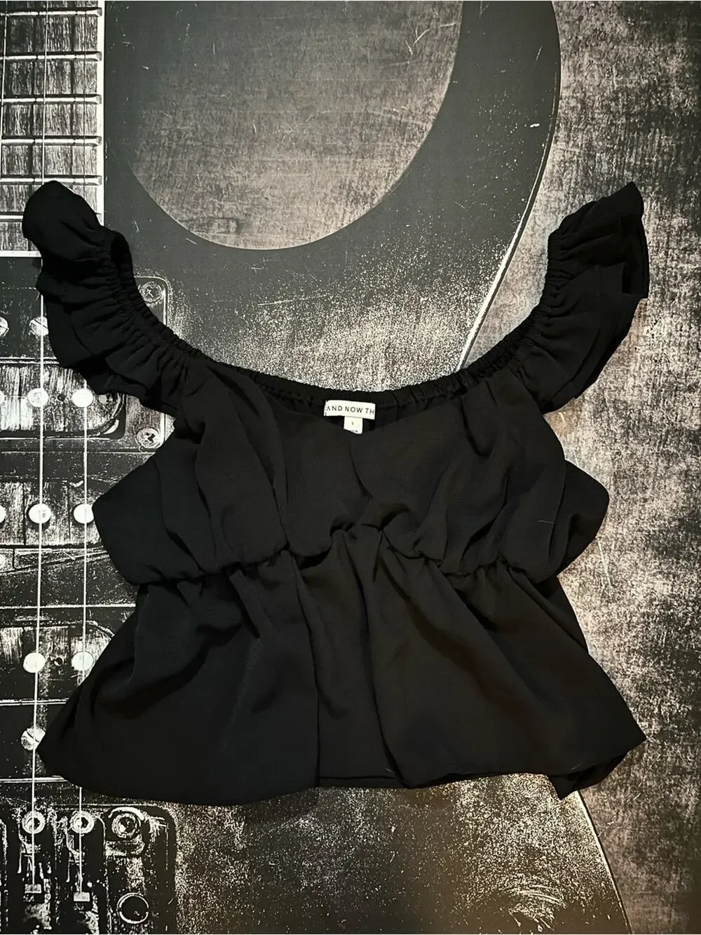 NWOT Off The Shoulder Cropped Top